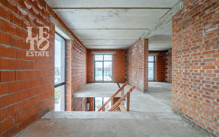 2-этажный коттедж 307 м² без отделки