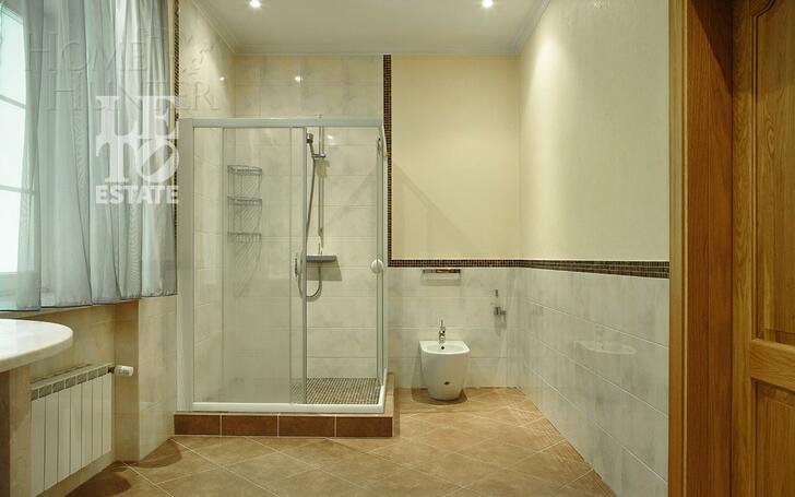 2-этажный коттедж 495 м² с отделкой