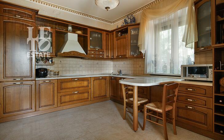 3-этажный коттедж 406 м² с отделкой