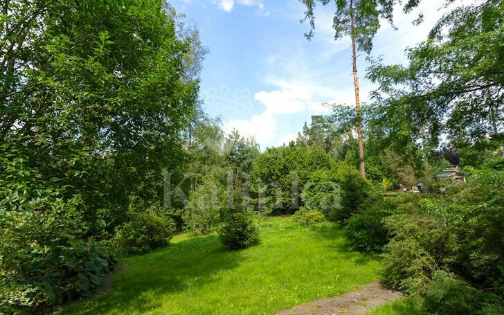 2-этажный коттедж 560 м² с отделкой