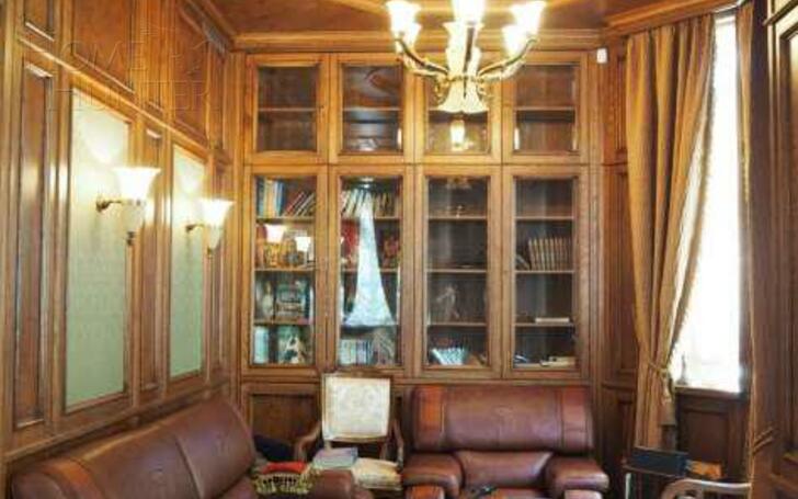 3-этажный коттедж 1 000 м² с отделкой