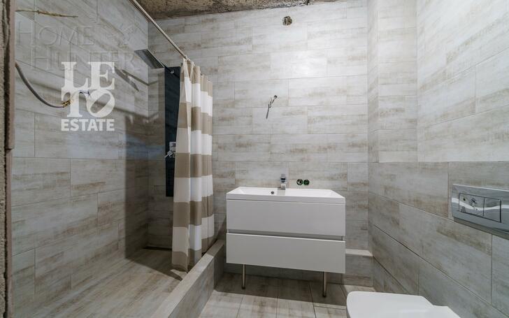 2-этажный коттедж 300.2 м² без отделки