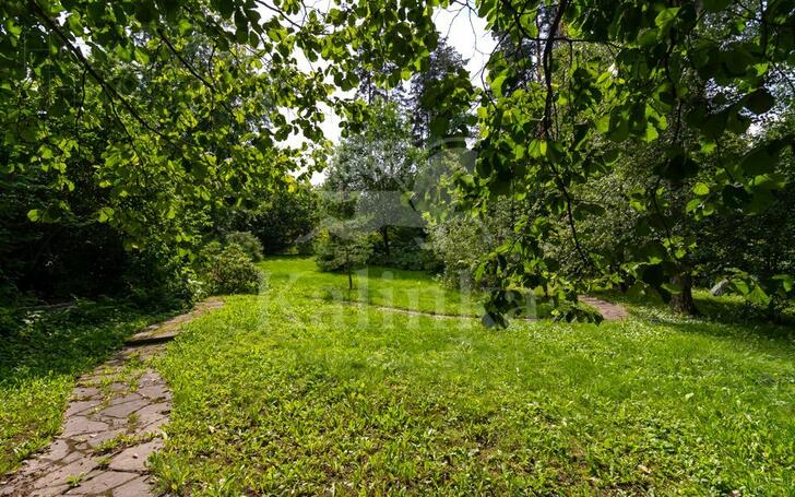 2-этажный коттедж 560 м² с отделкой