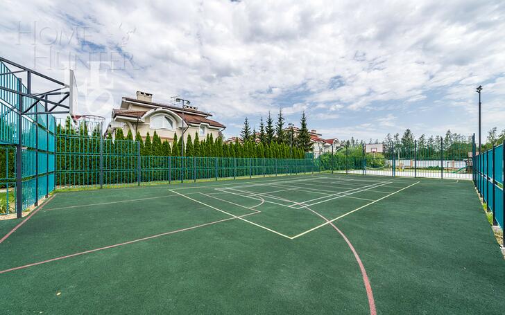 2-этажный коттедж 700 м² с отделкой