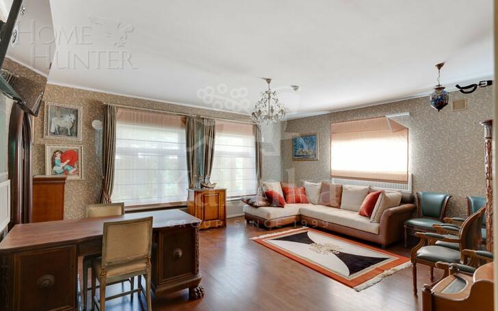 3-этажный коттедж 1 250 м² с отделкой
