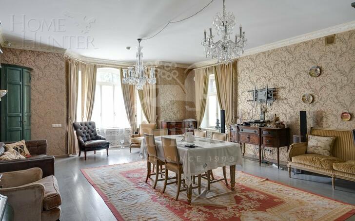 3-этажный коттедж 1 250 м² с отделкой