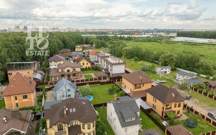 2-этажный коттедж 500 м² с отделкой