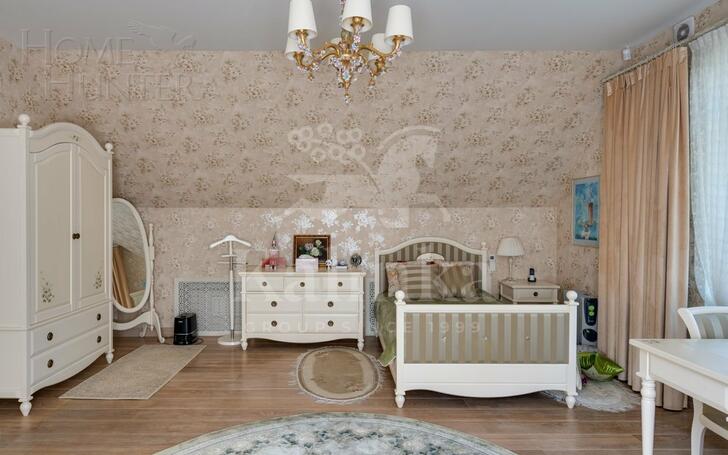 3-этажный коттедж 1 250 м² с отделкой