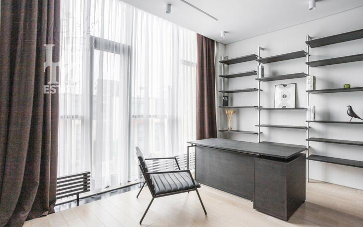 3-этажный таунхаус 244.7 м² с отделкой