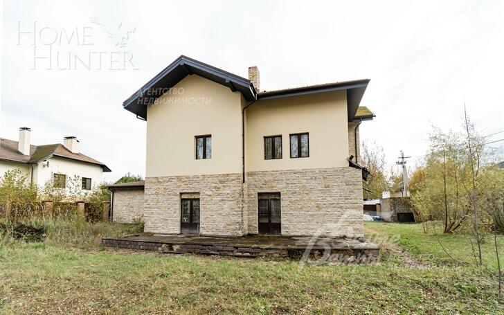 3-этажный коттедж 530 м² без отделки