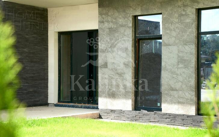 2-этажный коттедж 392.57 м² без отделки