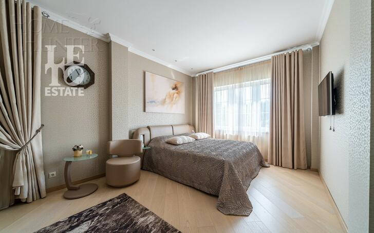 2-этажный коттедж 286.6 м² с отделкой