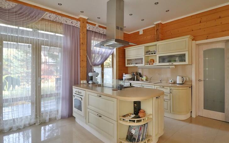 2-этажный коттедж 234 м² с отделкой
