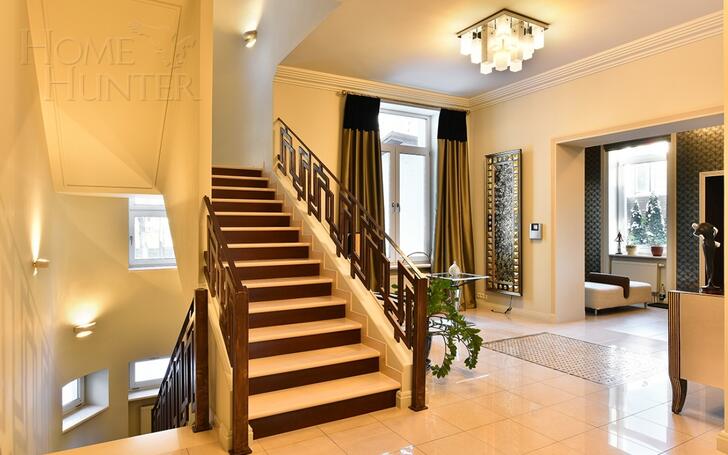2-этажный коттедж 600 м² с отделкой