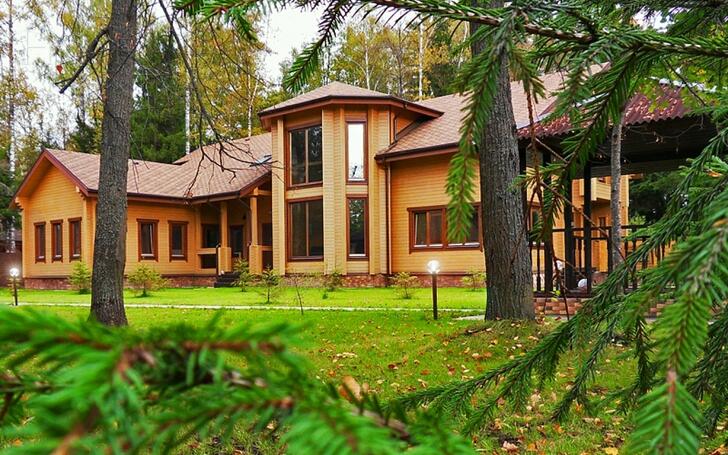 2-этажный коттедж 550 м² с отделкой
