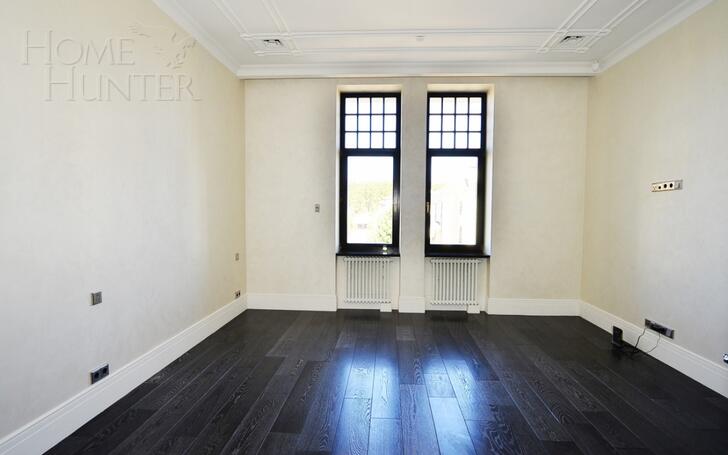 2-этажный коттедж 1 372 м² с отделкой