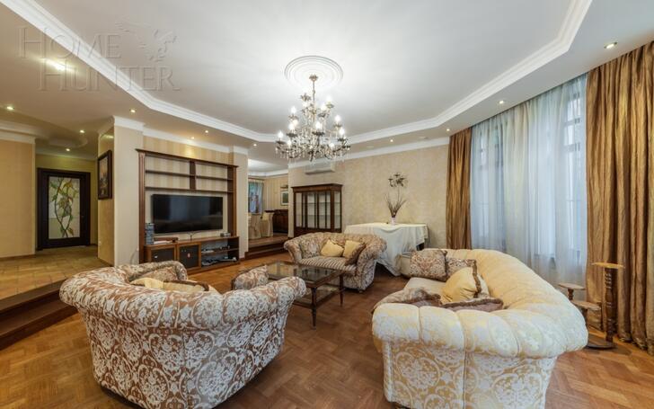 2-этажный коттедж 600 м² с отделкой
