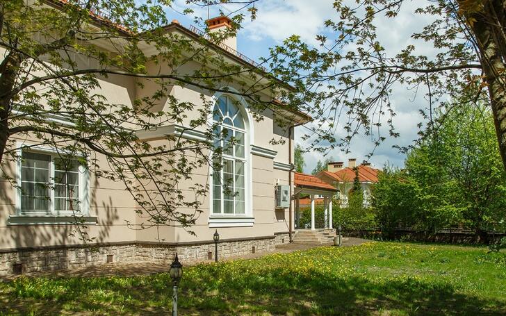 2-этажный коттедж 495 м² с отделкой