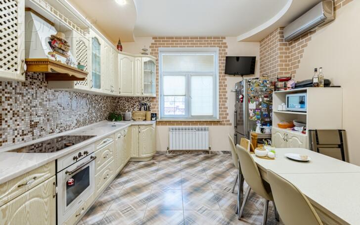 2-этажный коттедж 970 м² с отделкой