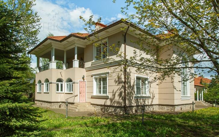 2-этажный коттедж 495 м² с отделкой