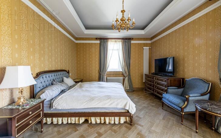 2-этажный коттедж 500 м² с отделкой