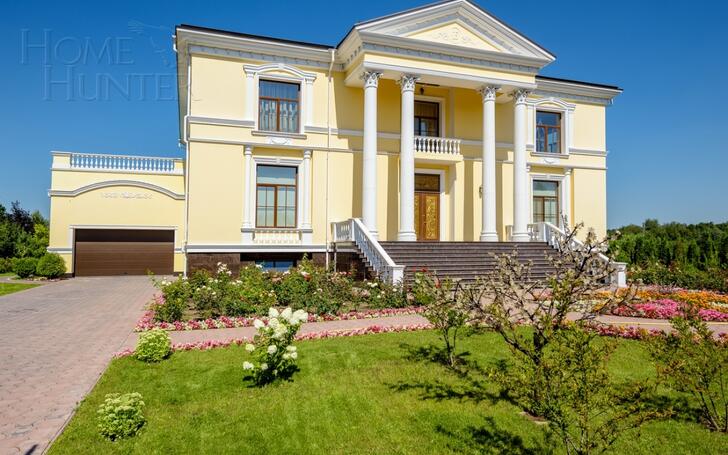 2-этажный коттедж 3 000 м² с отделкой
