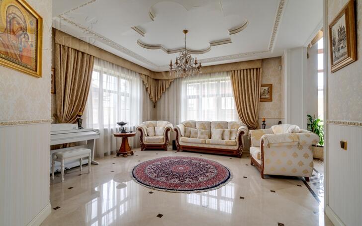 2-этажный коттедж 450 м² с отделкой