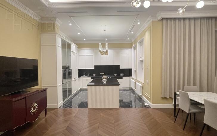 2-этажный коттедж 427 м² с отделкой