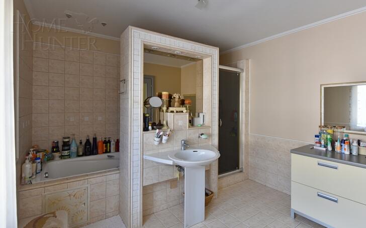 2-этажный коттедж 380 м² с отделкой