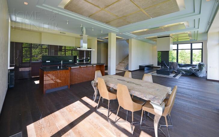2-этажный коттедж 750 м² с отделкой