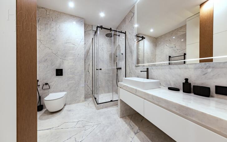 2-этажный коттедж 320 м² с отделкой