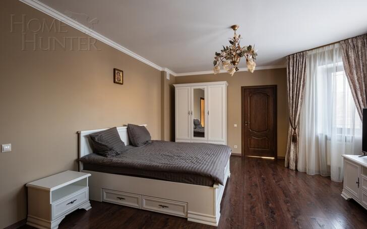 2-этажный коттедж 500 м² с отделкой