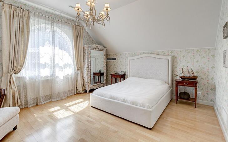 2-этажный коттедж 782.7 м² с отделкой