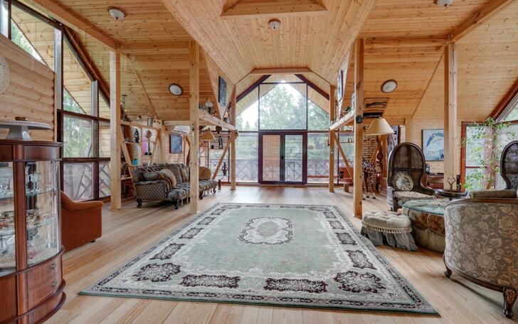3-этажный коттедж 650 м² с отделкой