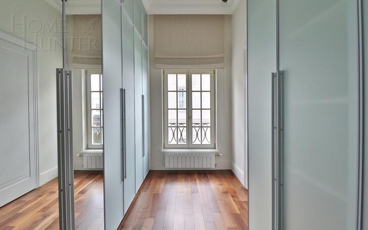 2-этажный коттедж 250 м² с отделкой