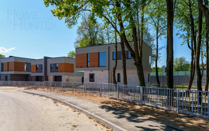 2-этажный коттедж 319 м² без отделки