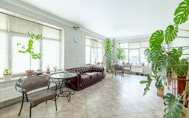 2-этажный коттедж 392 м² с отделкой
