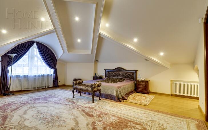 2-этажный коттедж 880 м² с отделкой