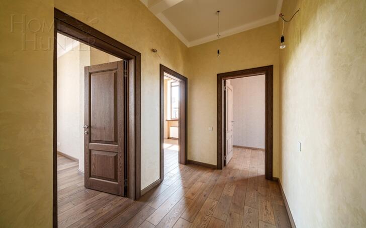 2-этажный коттедж 400 м² с отделкой