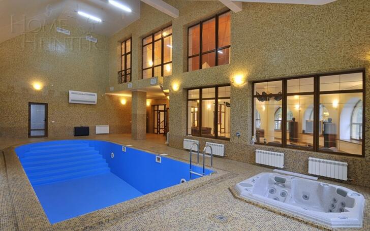 2-этажный коттедж 1 500 м² с отделкой