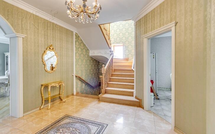 2-этажный коттедж 360 м² с отделкой
