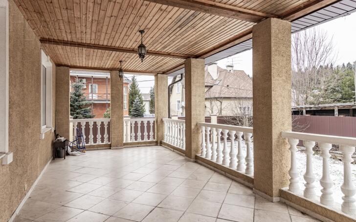 2-этажный коттедж 370 м² с отделкой