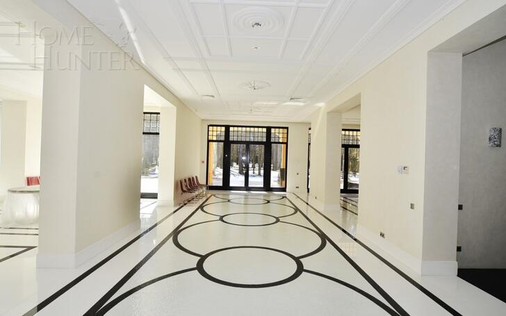 2-этажный коттедж 1 372 м² с отделкой