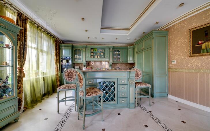 2-этажный коттедж 450 м² с отделкой