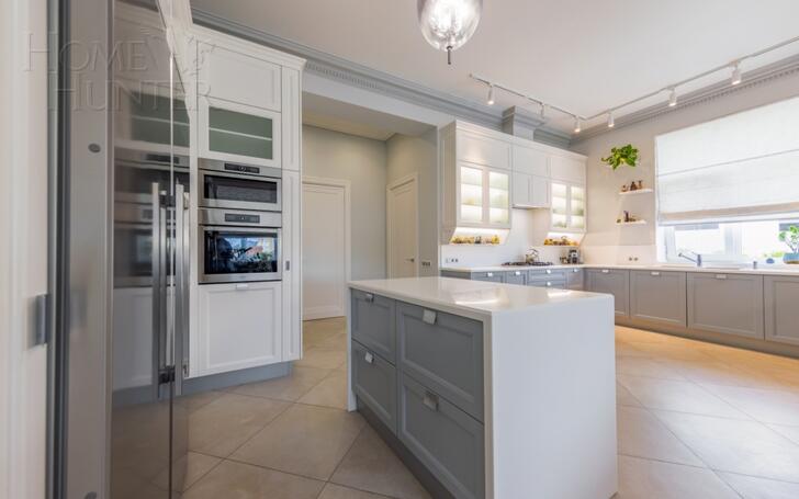 2-этажный коттедж 700 м² с отделкой