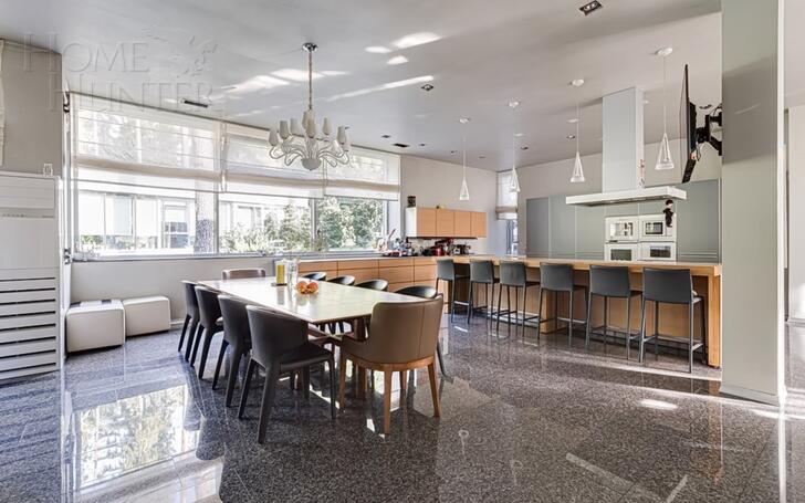 2-этажный коттедж 850 м² с отделкой
