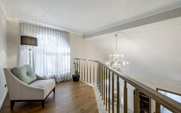 2-этажный коттедж 550 м² с отделкой