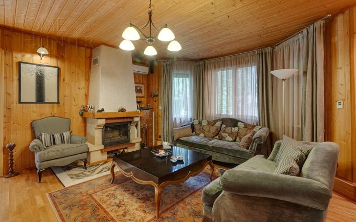 3-этажный коттедж 650 м² с отделкой