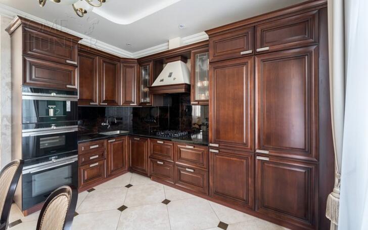 2-этажный коттедж 250 м² с отделкой