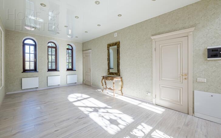 2-этажный коттедж 450 м² с отделкой